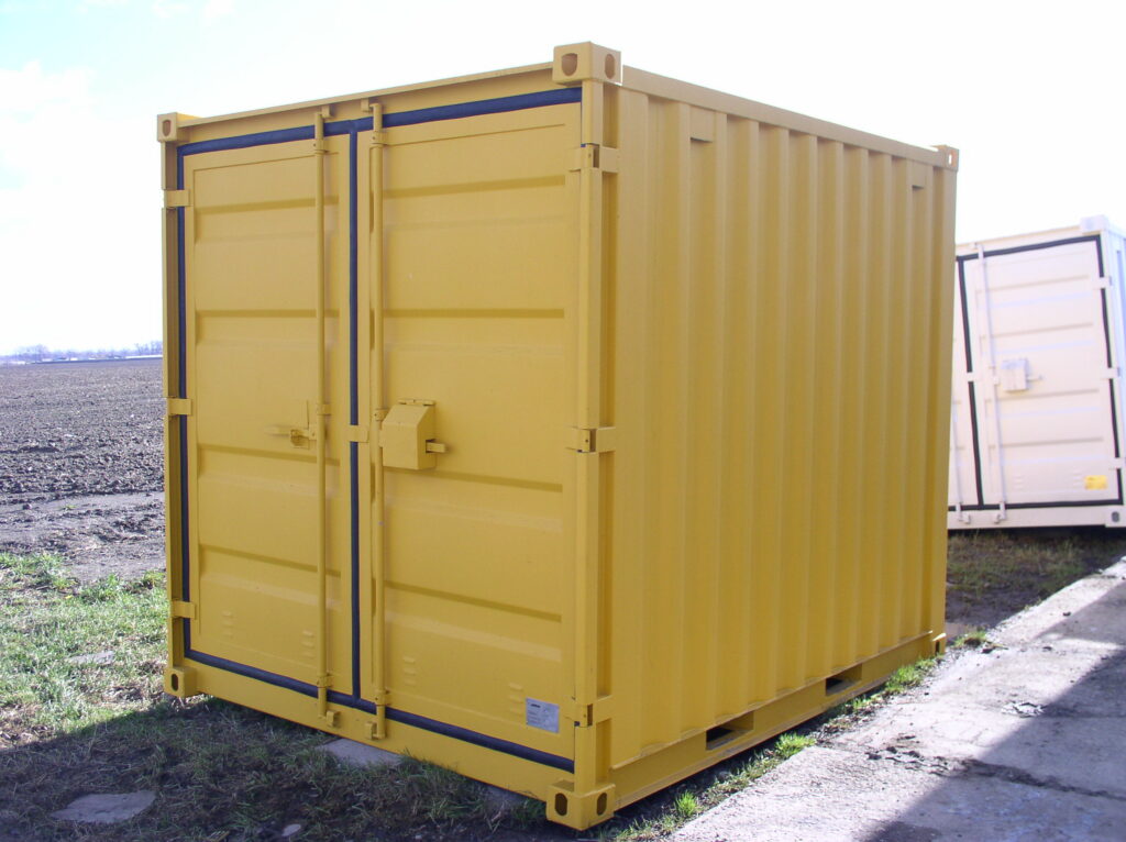 MODELE 10’CS – dimensions extérieur 2991 x 2438 x 2591 mm, intérieur 2760 x 2335 x 2300 mm, volume 15 m³, charge maximale 5000 kg 1