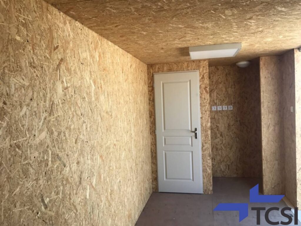 Module de chantier aménagé à partir de conteneur maritime neuf ou d&rsquo;occasion à Paris 1