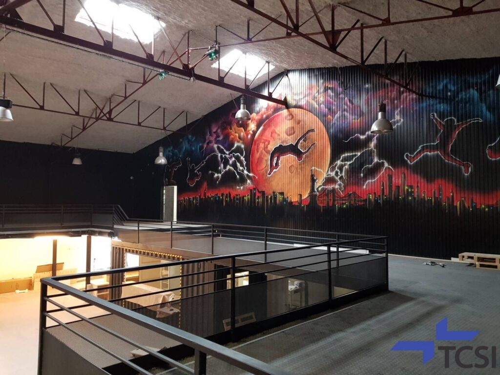 Container aménagé en centre de loisir à Cannes – TCSI - Image 1