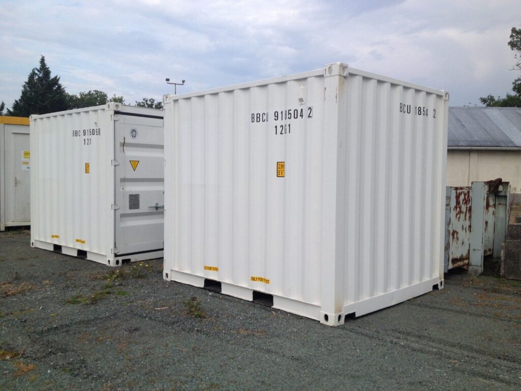 Container d&rsquo;entreposage 10 pieds neuf – Disponible en 6, 8, 9, 15 et 20 pieds – Plancher bois ou acier, superposable 1