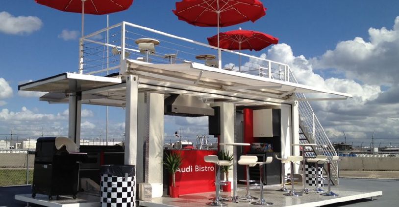 Container ISK12 – Full ouvertures luxe type 4 – Module d&rsquo;exposition café-bar en conteneurs maritimes 1