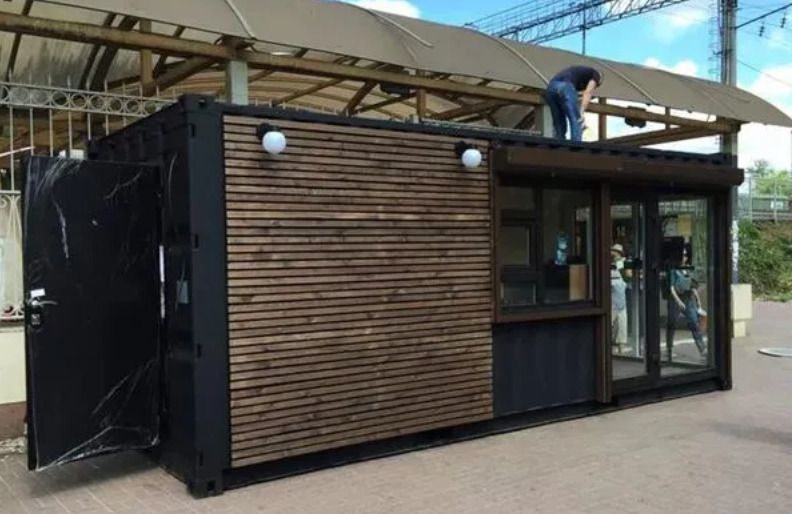 Container snack aménagé luxe 20 pieds type ISK14 – ISK FOOD – dimensions 6,06m x 2,44m x 2,89m - Image 1