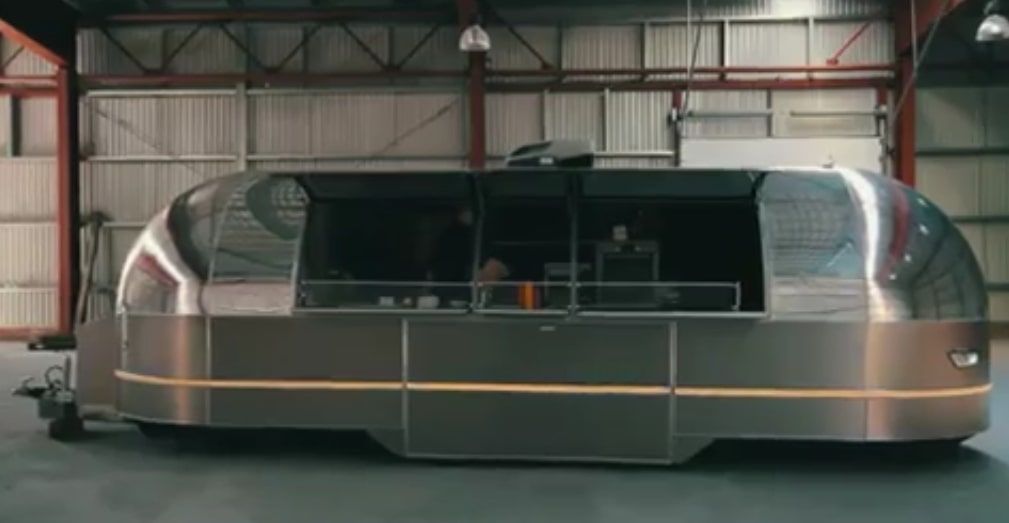 Remorque container pod snack ISK32 – 2500kg PTC, panneaux sandwich 45mm, équipements inox et réfrigération professionnelle 1