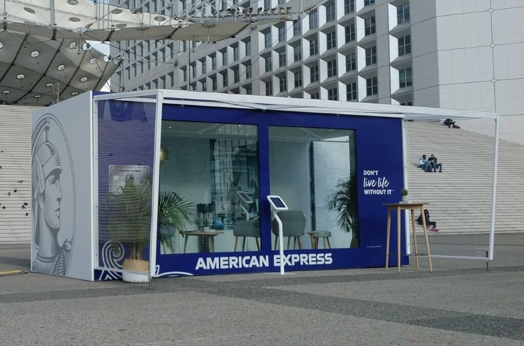 Container Boutique aménagé – moderne, personnalisable et transportable pour commerces et évènements - Image 2