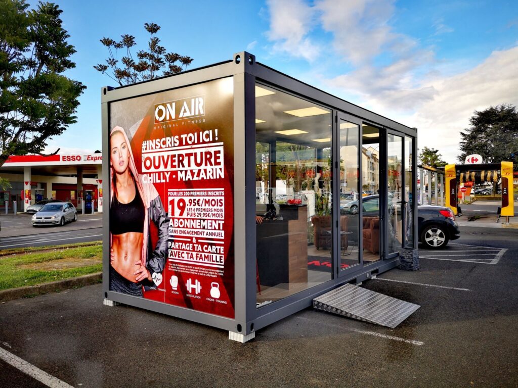 Container Boutique aménagé – moderne, personnalisable et transportable pour commerces et évènements - Image 3