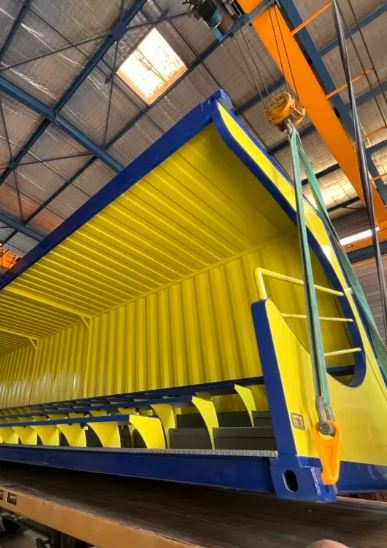 Container tribune 20 pieds ou 40 pieds robuste et modulable conçu pour les festivals, concerts, événements sportifs et autres manifestations - Image 3