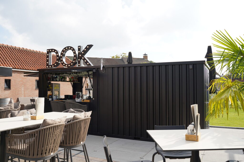 Conteneur bar démontable 6×2 mètres XL noir RAL 9005 2