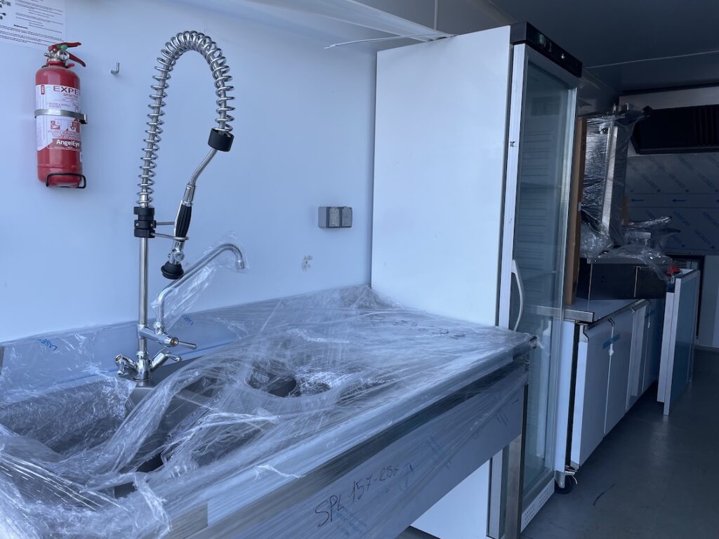 Container Snack – Restaurant équipé en cours d&rsquo;aménagement – Livraison non incluse – Bordeaux - Image 3