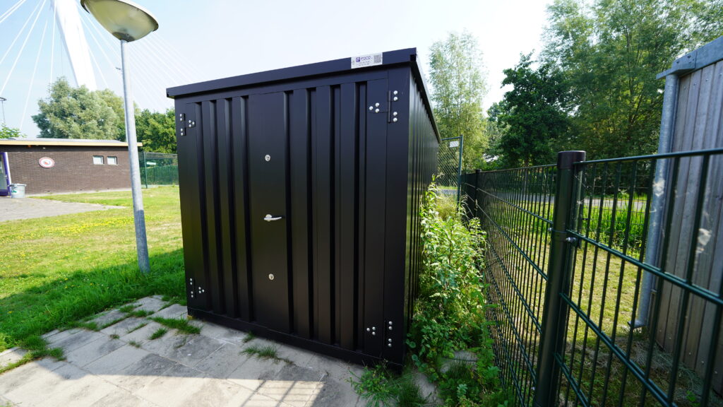 Conteneur de stockage métal 4 x 2 mètres – avec double porte petit côté – garage démontable - Image 4