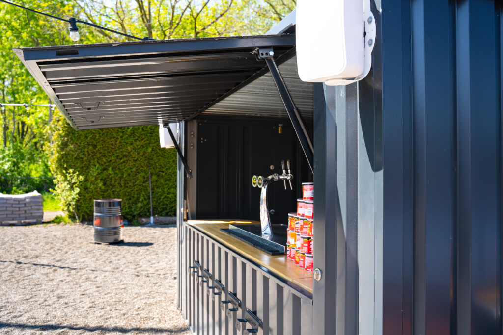 Conteneur bar démontable 4×2 m XL RAL 7016 – couleur noire avec auvent pliable et double porte - Image 4