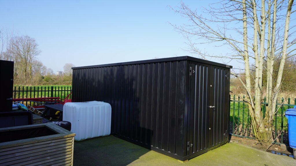 Conteneur démontable noir 5 x 2 mètres (10 m²) – avec double porte sur le côté 2 mètres (petit côté) - Image 3