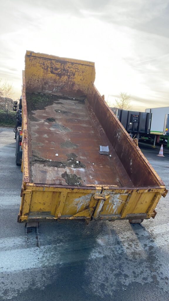 Caisson Z184 ACIER spécial TP – THI-THIEVIN 2009 – Caisse renforcée – Dimensions 5,50 x 2,30 x 0,80 m - Image 4