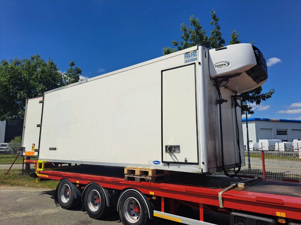 Caisse frigorifique Z191 – Frigorifique bi température – Volume 29 m³ – Dimensions intérieures 5,93 x 2,20 x 2,19 m - Image 2