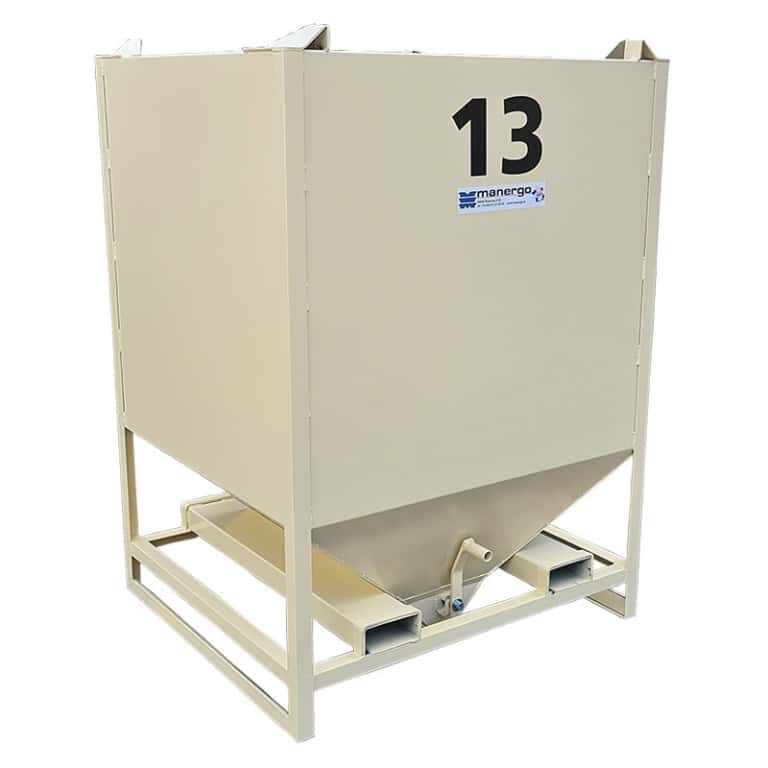 Self-bailing container 1 950 L – Storage solution with 1 950 L volume, manual hatch, fork pockets and stacking design 1