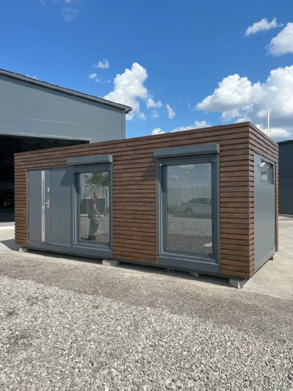 Containers aménagés – Studio de jardin isolé 21 m² avec salle de bain, bardage bois, volets roulants et isolation renforcée - Image 2