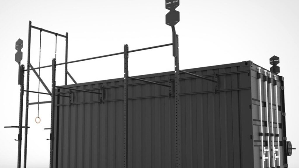 Conteneur sport CHARLIE 20 pieds – container sport avec poste supplémentaire, 2 postes à squat, 10 barres fixes, acier - Image 2