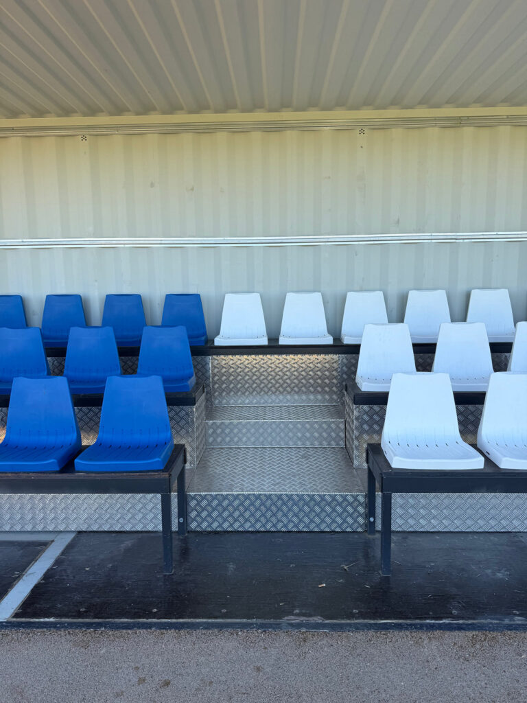 Container tribunes simple   –   61places - Image 2